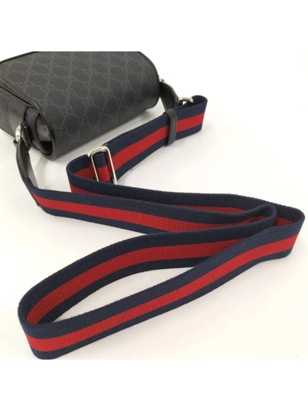 Gucci Shoulder Bag GG Supreme
